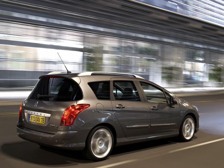  Peugeot 308 SW 2008 года  (фото 11 из 30)